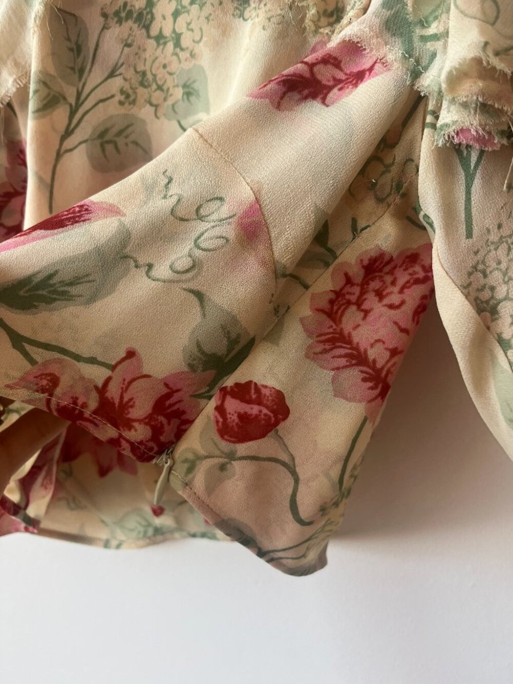 Reformation Floral Top, size 4 - Picture 7 of 8